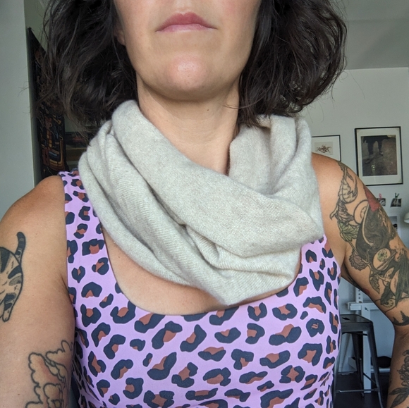 Gobi 100% Mongolian Cashmere Snood - Picture 2 of 6